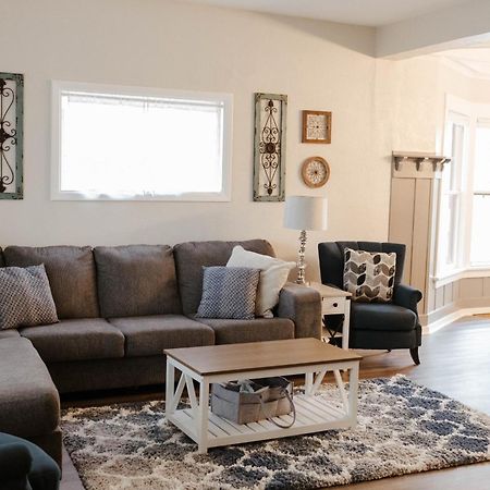 Central Tacoma Triplex エクステリア 写真
