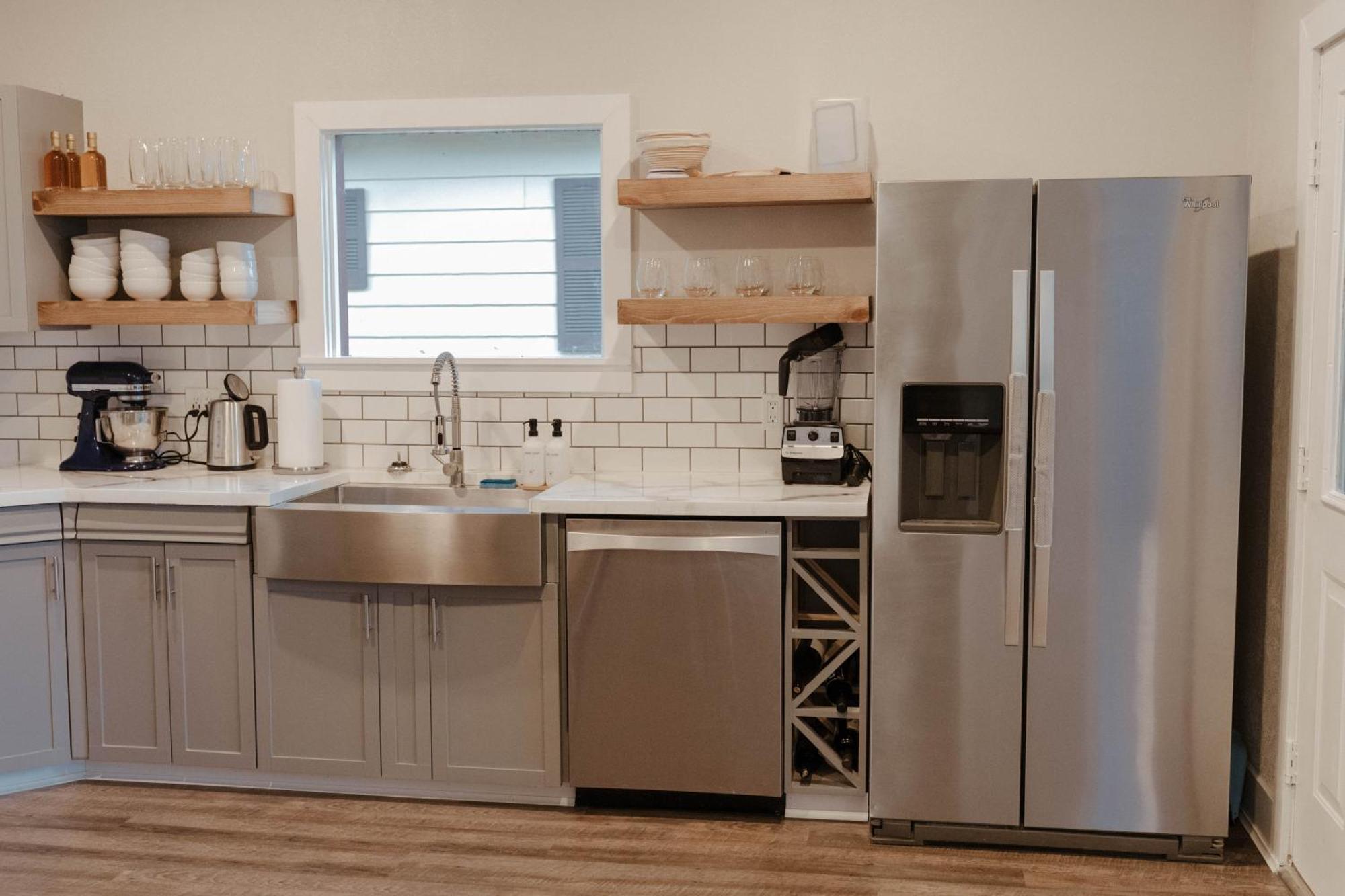 Central Tacoma Triplex エクステリア 写真